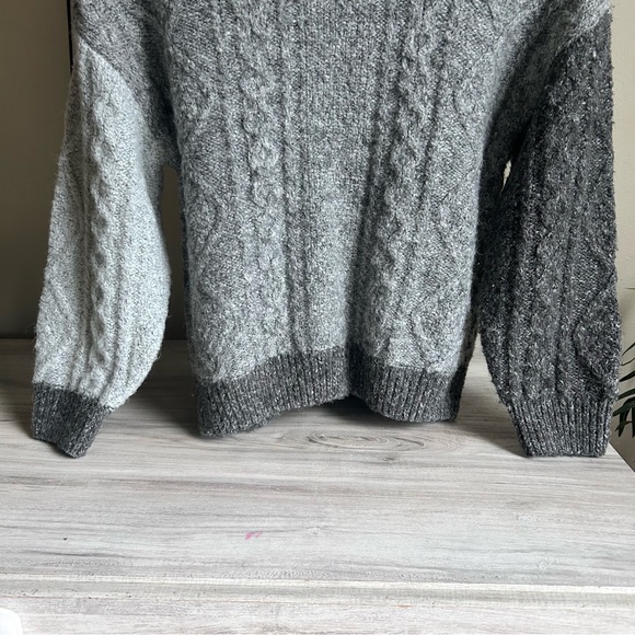 Zara Cable Knit Sweater - Picture 4 of 4